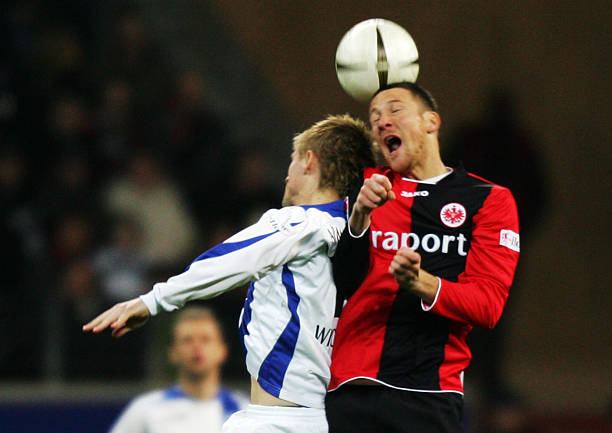 缺乏充足的 缺乏充足的