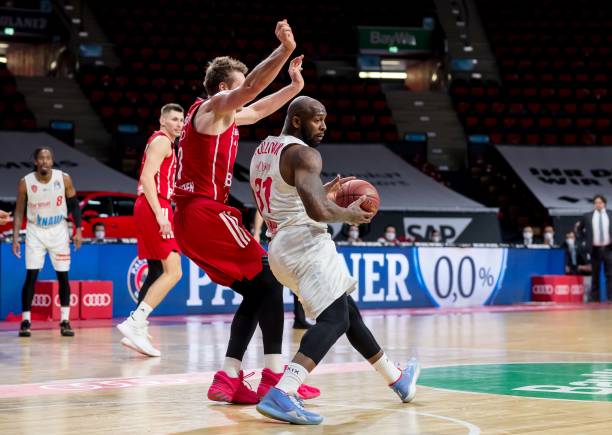 在他某场充 在他某场充