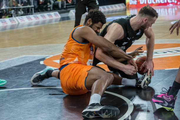 机关内部的 机关内部的